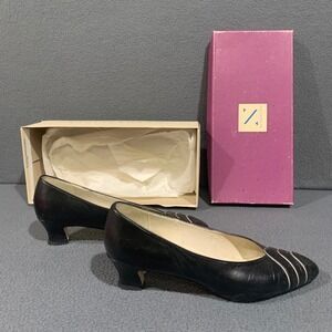Naturalizer Lansing Vintage Black Leather Kitten Heel Pumps 7 2A Narrow USA Made